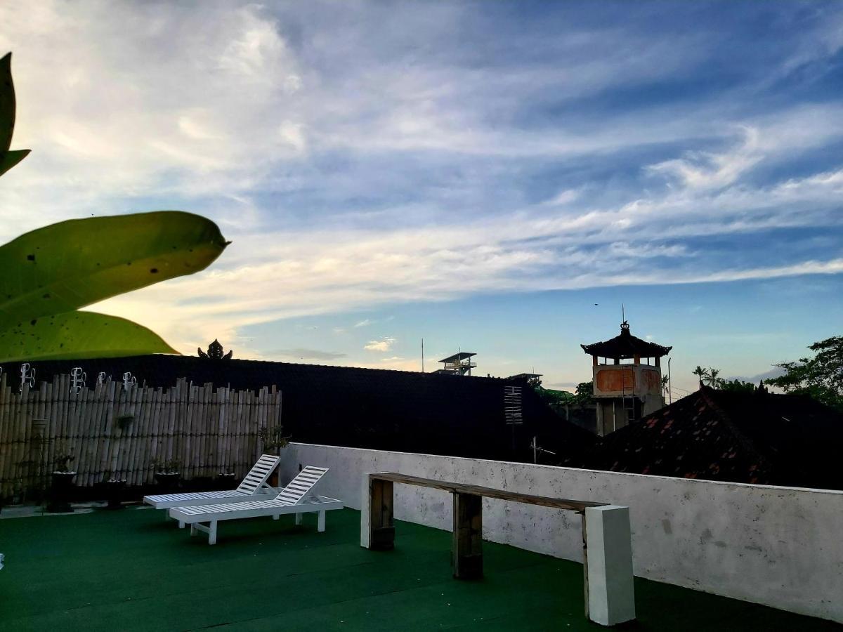 Genta House Hotel Kuta Lombok Buitenkant foto