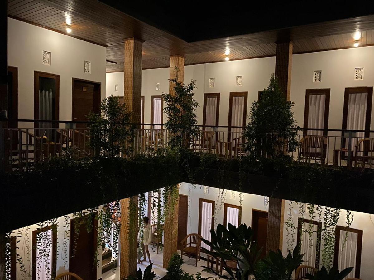 Genta House Hotel Kuta Lombok Buitenkant foto