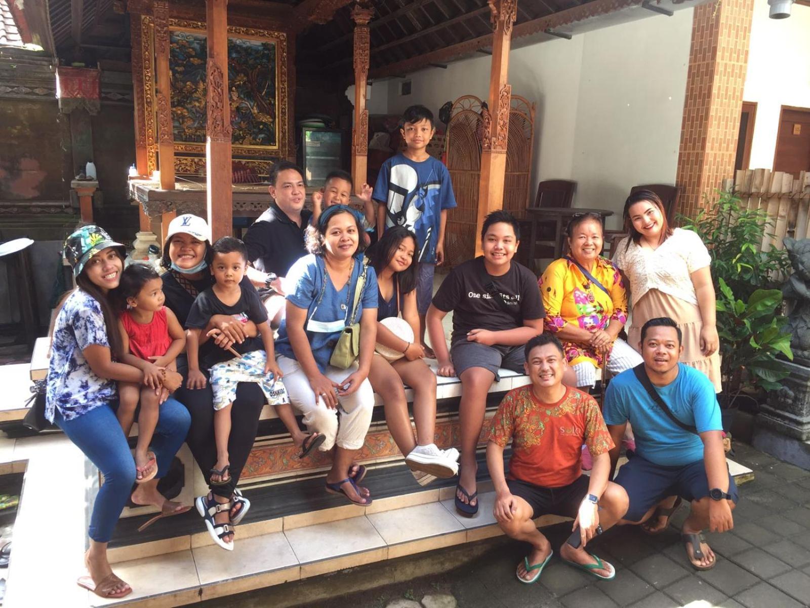 Genta House Hotel Kuta Lombok Buitenkant foto