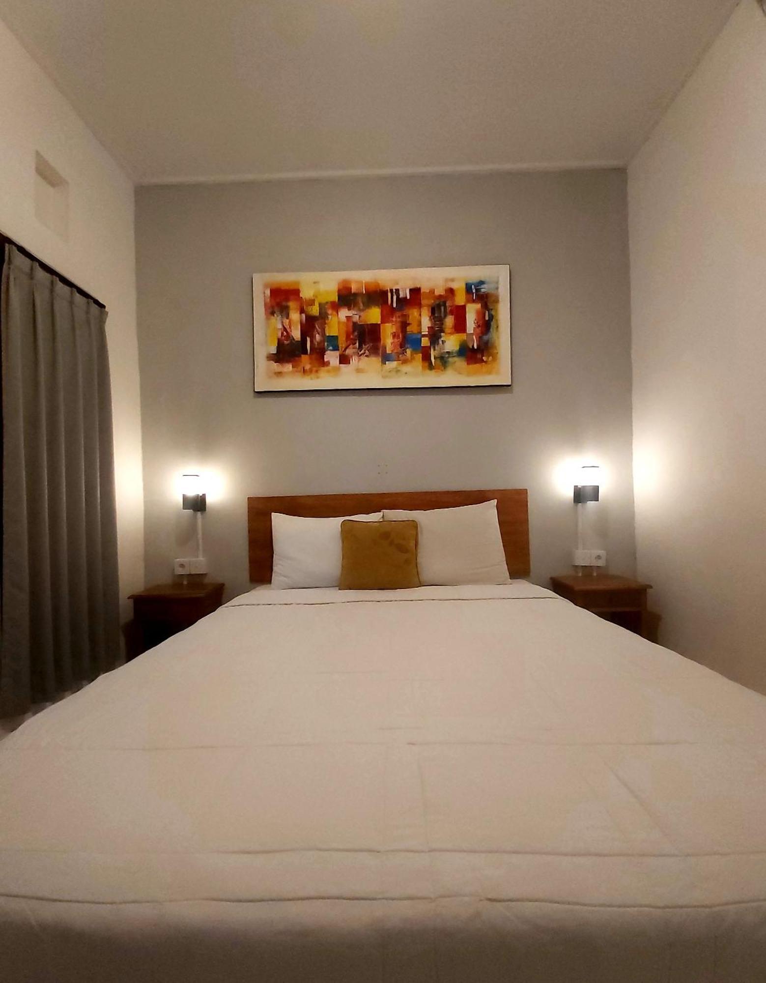 Genta House Hotel Kuta Lombok Buitenkant foto
